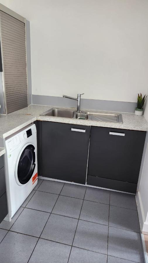 Luxury 2 Bed Apartment Excel Лондон Экстерьер фото